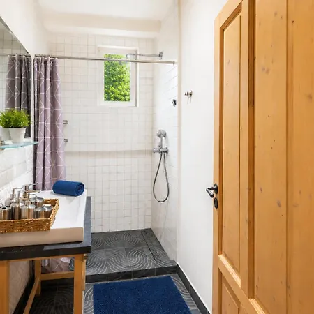 Apartmán U Královské Mincovny S Terasou *